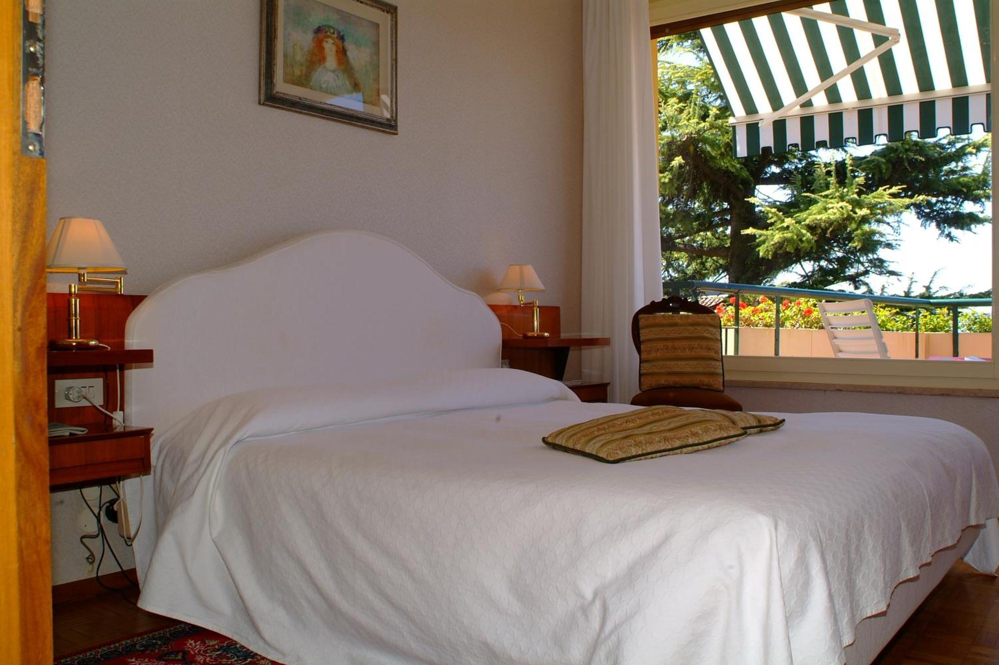 Hotel Broglia Sirmione Exterior photo