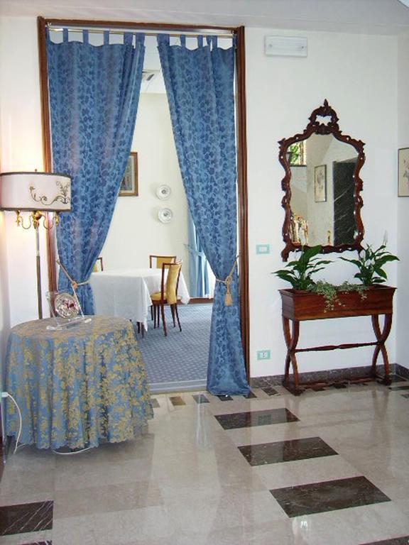 Hotel Broglia Sirmione Exterior photo